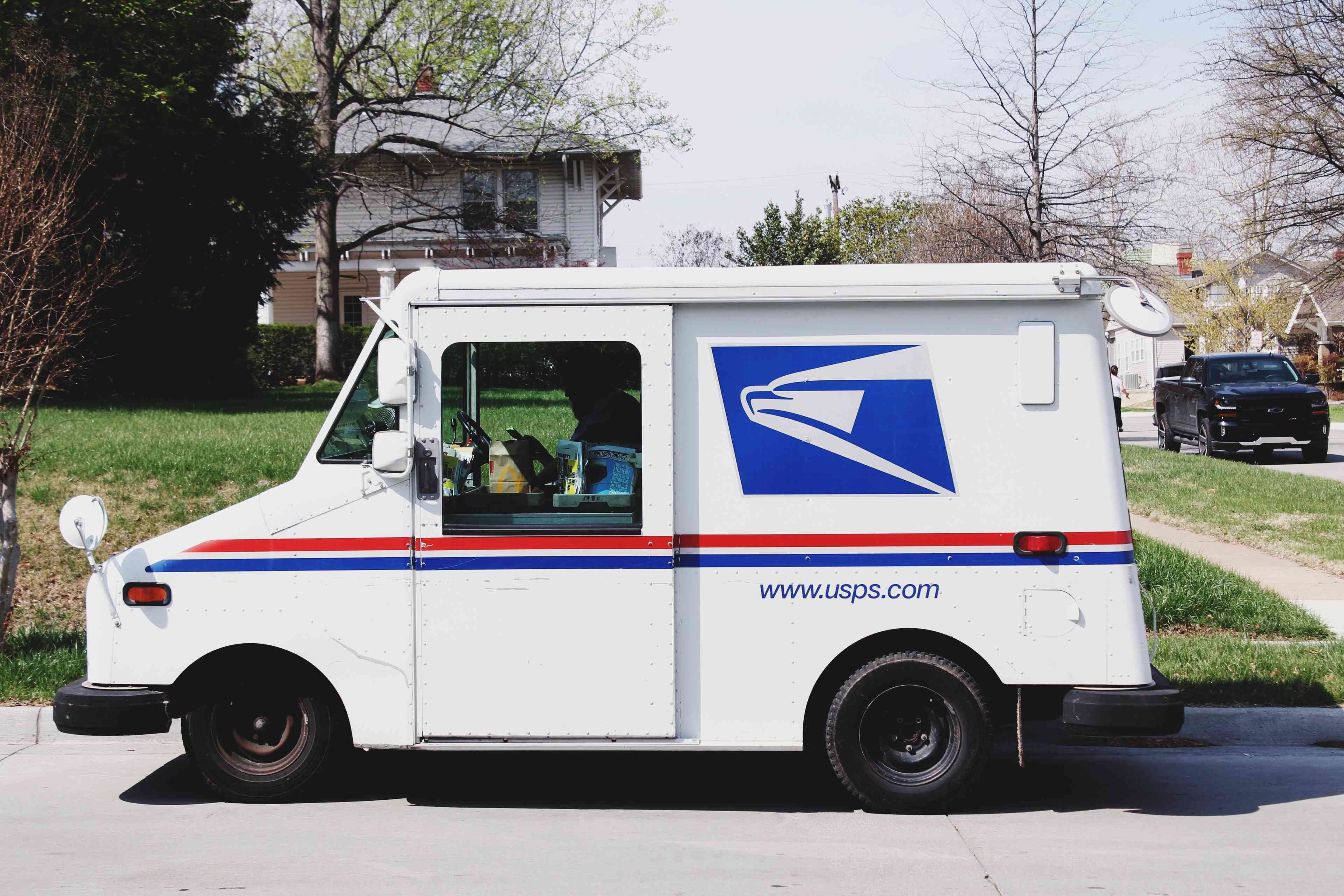 Understanding USPS Tracking: 9 Statuses and Their Significance