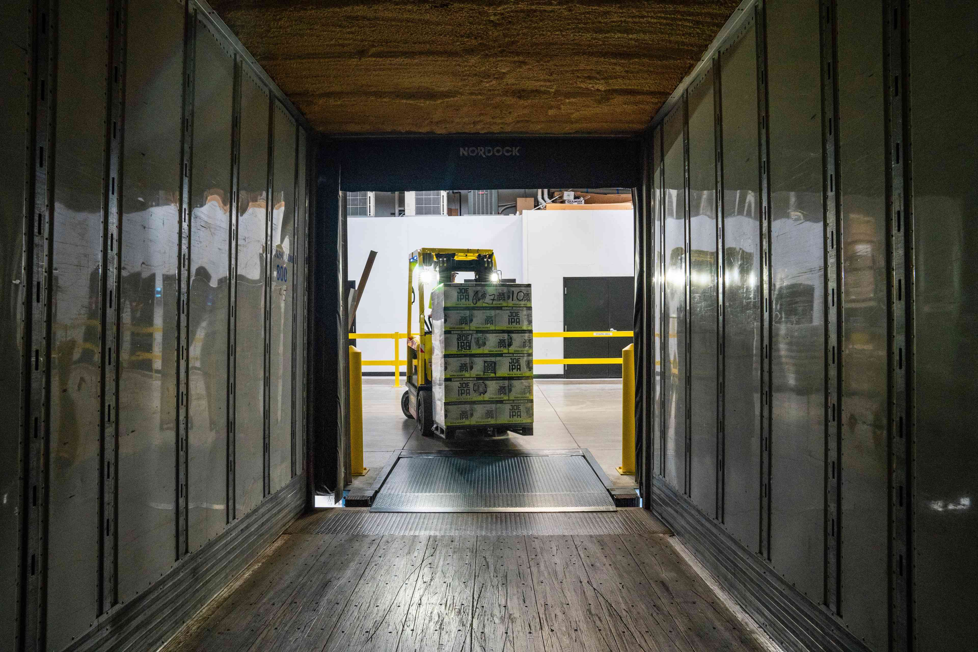 Streamlining Warehouse Operations: Best Practices for Improved Productivity